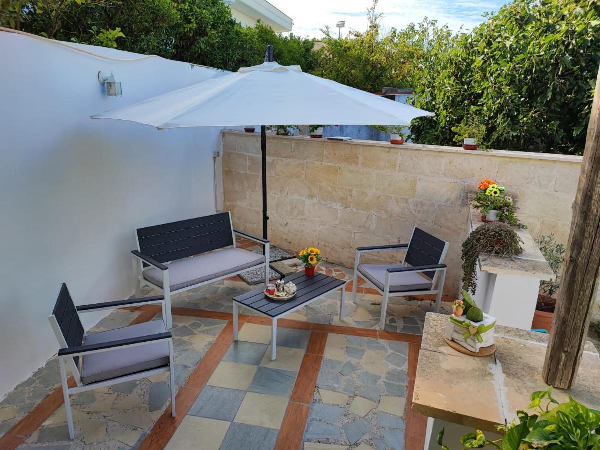 Bed and Breakfast Villino Tronchetto Bianco Мола-ді-Барі Екстер'єр фото
